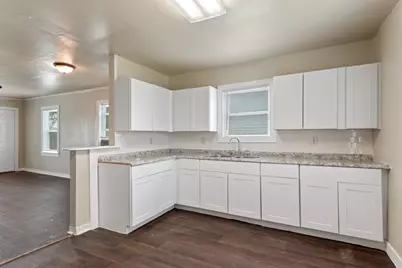 4324 Ball, Galveston, TX 77550 - Photo 5