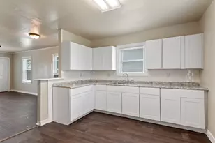 4324 Ball, Galveston, TX 77550 - Photo 5