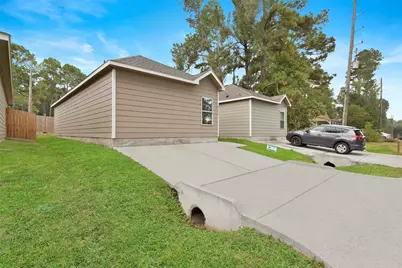 9650 Warm Spring, Willis, TX 77318 - Photo 3