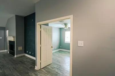 3231 Candlepine Drive, Spring, TX 77388 - Photo 9
