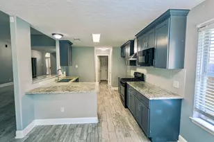 3231 Candlepine Dr, Spring, TX 77388 - Photo 5