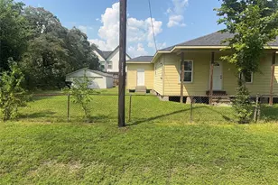 8033 Kenton St, Houston, TX 77028 - Photo 13