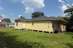 8033 Kenton St, Houston, TX 77028 - Photo 7