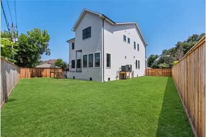 4009 Newshire Drive, Houston, TX 77025 - Photo 39