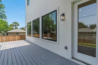 4009 Newshire Drive, Houston, TX 77025 - Photo 37