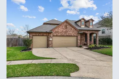 205 Bailey Brook Lane, Dickinson, TX 77573 - Photo 3