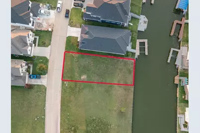 10724 S Lake Mist Lane, Willis, TX 77318 - Photo 9