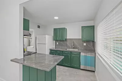 6610 Blue Ridge Drive, Richmond, TX 77469 - Photo 9