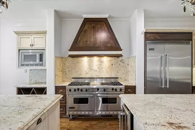4802 Saxon Street, Bellaire, TX 77401 - Photo 29