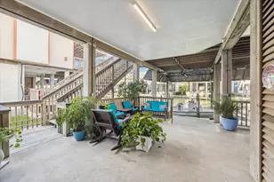 422 Windward Way, Tiki Island, TX 77554 - Photo 25