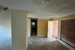 7411 Creekfield Dr, Spring, TX 77379 - Photo 5