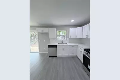 222 S Cobb Street, Texas City, TX 77591 - Photo 9
