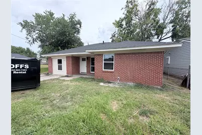 222 S Cobb Street, Texas City, TX 77591 - Photo 5