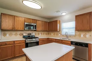 4742 Markham Woods Ct, Houston, TX 77345 - Photo 9