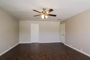 4742 Markham Woods Ct, Houston, TX 77345 - Photo 11