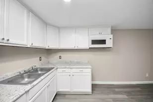 17111 River Rd, Channelview, TX 77530 - Photo 7