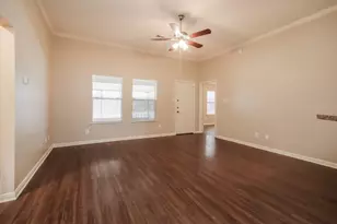 5016 Asia Ln, Dickinson, TX 77539 - Photo 3