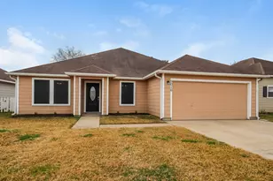 5016 Asia Ln, Dickinson, TX 77539 - Photo 1