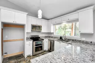 11506 Barwood Bend Dr, Houston, TX 77065 - Photo 11