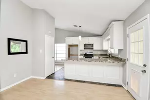 11506 Barwood Bend Dr, Houston, TX 77065 - Photo 3