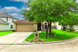 12043 Green Butte Ct, Houston, TX 77044 - Photo 1