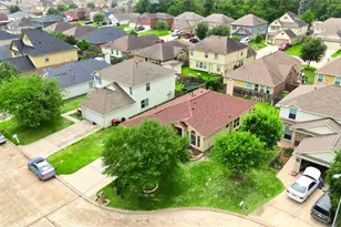 12043 Green Butte Ct, Houston, TX 77044 - Photo 31