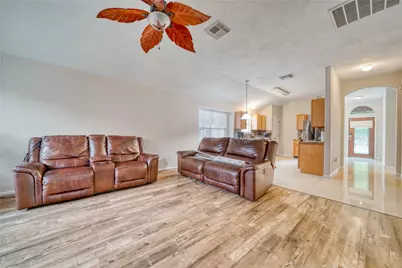 12043 Green Butte Court, Houston, TX 77044 - Photo 11