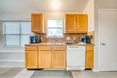 12043 Green Butte Court, Houston, TX 77044 - Photo 17