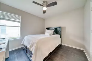 12043 Green Butte Ct, Houston, TX 77044 - Photo 23