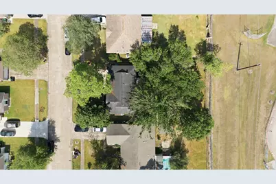 12510 White Plains Drive, Houston, TX 77089 - Photo 29