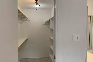 2750 Holly Hall St, Houston, TX 77054 - Photo 9