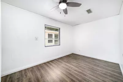 1309 Jefferson Street #B, Baytown, TX 77520 - Photo 3