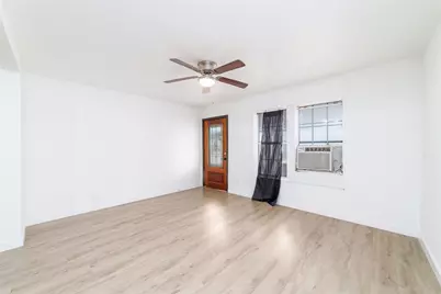 2305 Wilshire Street, Hockley, TX 77023 - Photo 5