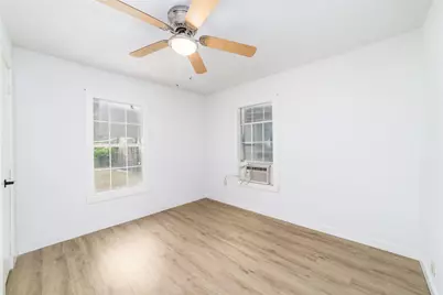 2305 Wilshire Street, Hockley, TX 77023 - Photo 17