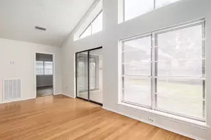 4930 Shadowdale Dr, Houston, TX 77041 - Photo 3