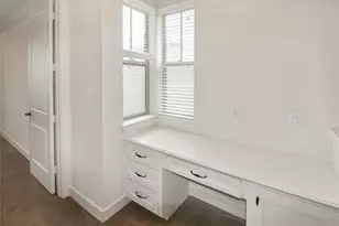 2431 Charleston St, Houston, TX 77021 - Photo 9