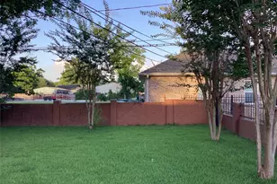10906 White Thorn St St, Houston, TX 77016 - Photo 23