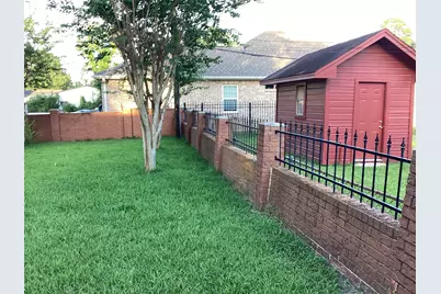 10906 White Thorn St Street, Houston, TX 77016 - Photo 27