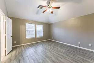 8322 Kingsbridge Meadow Dr, Houston, TX 77083 - Photo 13