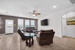 13230 Vallentine Row Dr, Houston, TX 77044 - Photo 9