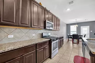 13230 Vallentine Row Dr, Houston, TX 77044 - Photo 13