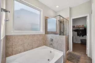 13230 Vallentine Row Dr, Houston, TX 77044 - Photo 47