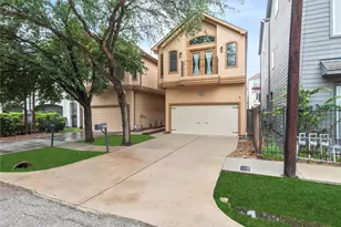 5728 Petty St, Houston, TX 77007 - Photo 1