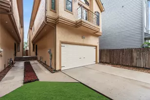 5728 Petty St, Houston, TX 77007 - Photo 3