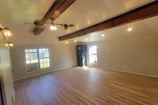 2960 Call St, Vidor, TX 77662 - Photo 33