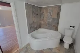 2960 Call St, Vidor, TX 77662 - Photo 37