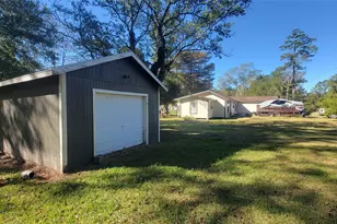 2960 Call St, Vidor, TX 77662 - Photo 5
