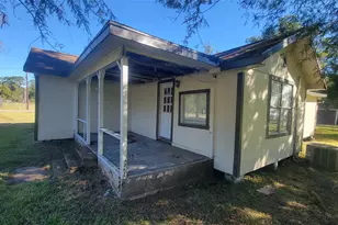 2960 Call St, Vidor, TX 77662 - Photo 3