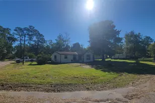 2960 Call St, Vidor, TX 77662 - Photo 45