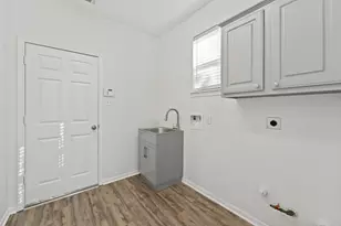 3206 Shadywind Dr, Houston, TX 77082 - Photo 13